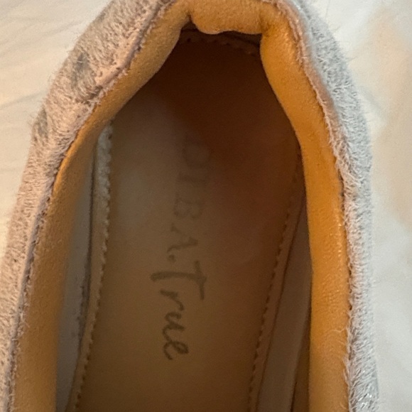 DIBA True Grizz Mo Sneakers - Picture 3 of 3